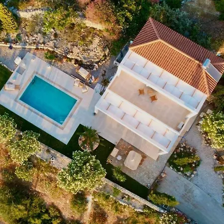 Shigaya Boutique Villa Pláka